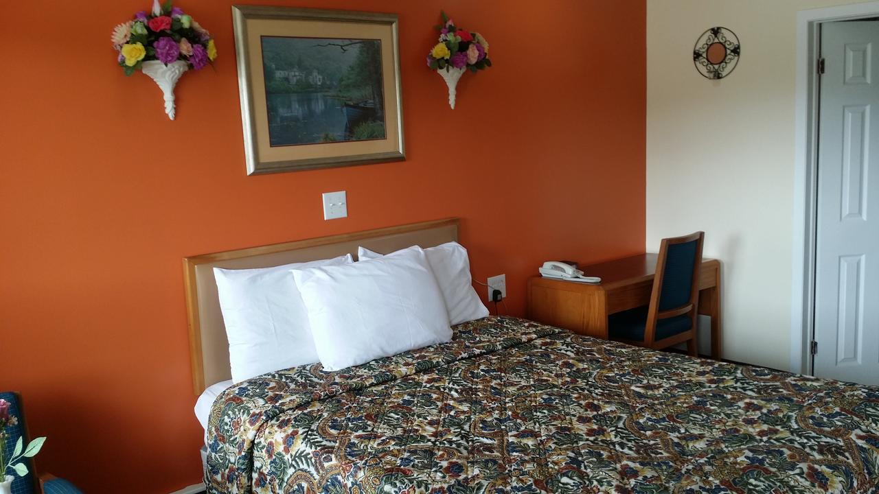 River Mist Inn Sturgeon Falls Екстериор снимка