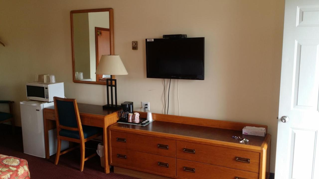 River Mist Inn Sturgeon Falls Екстериор снимка