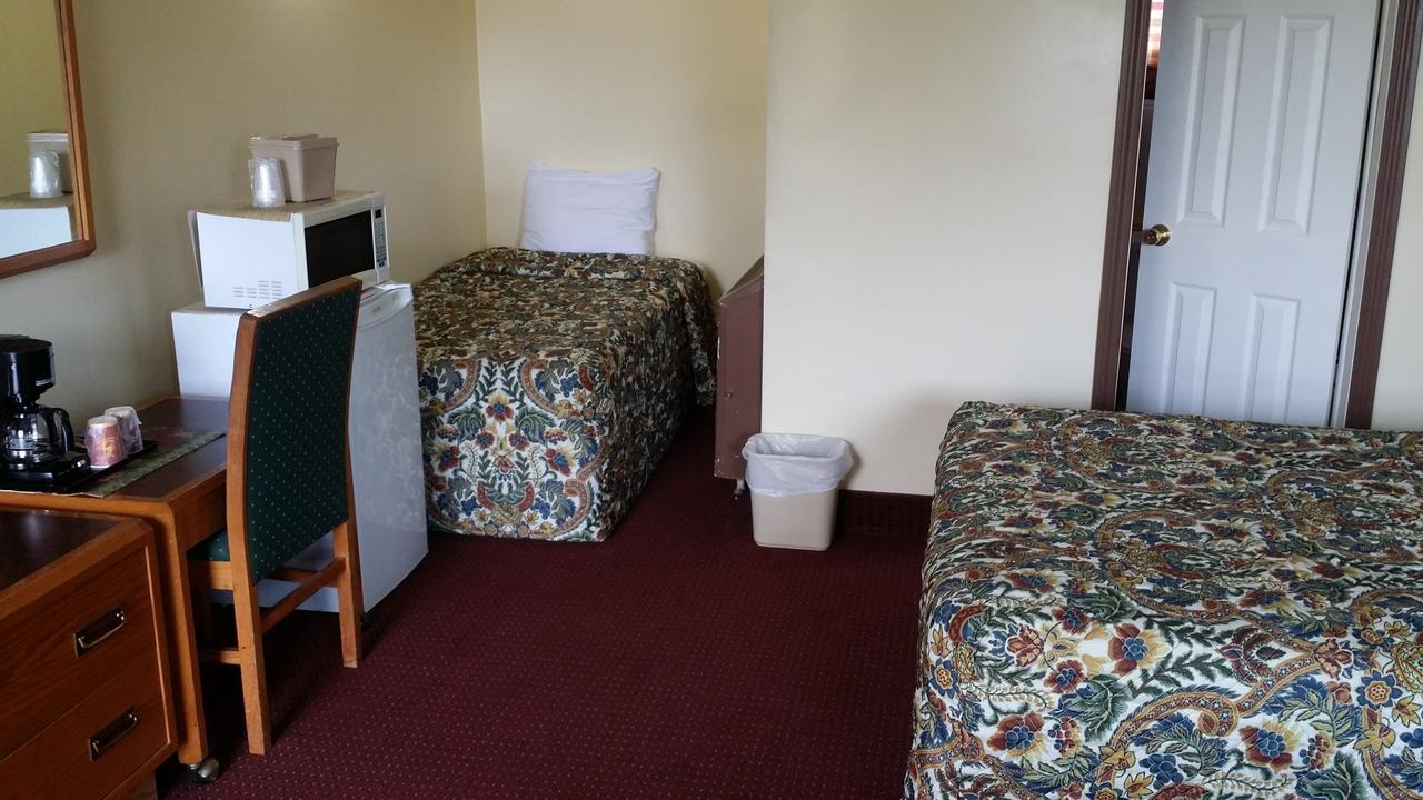 River Mist Inn Sturgeon Falls Екстериор снимка