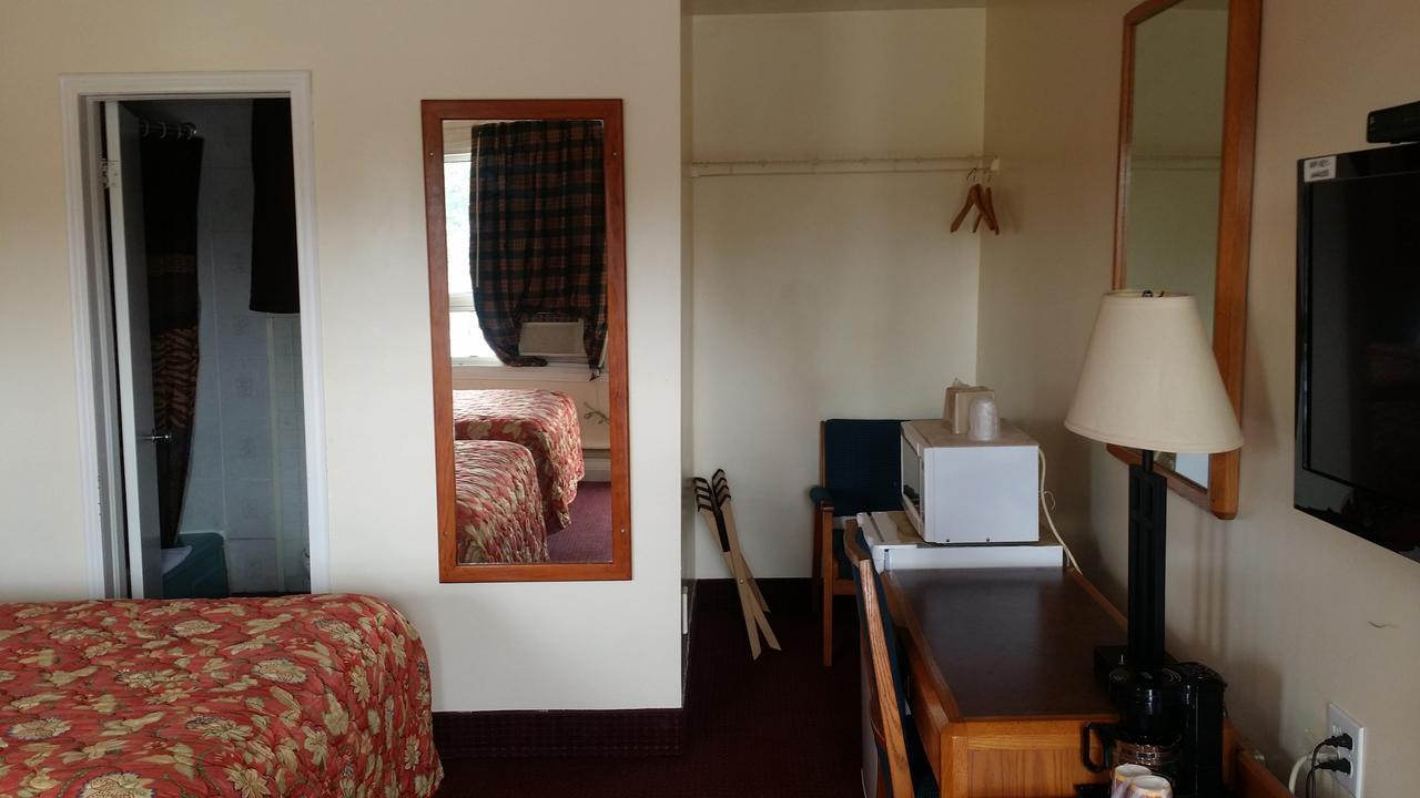 River Mist Inn Sturgeon Falls Екстериор снимка
