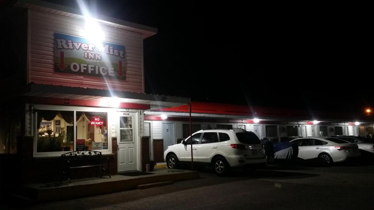 River Mist Inn Sturgeon Falls Екстериор снимка