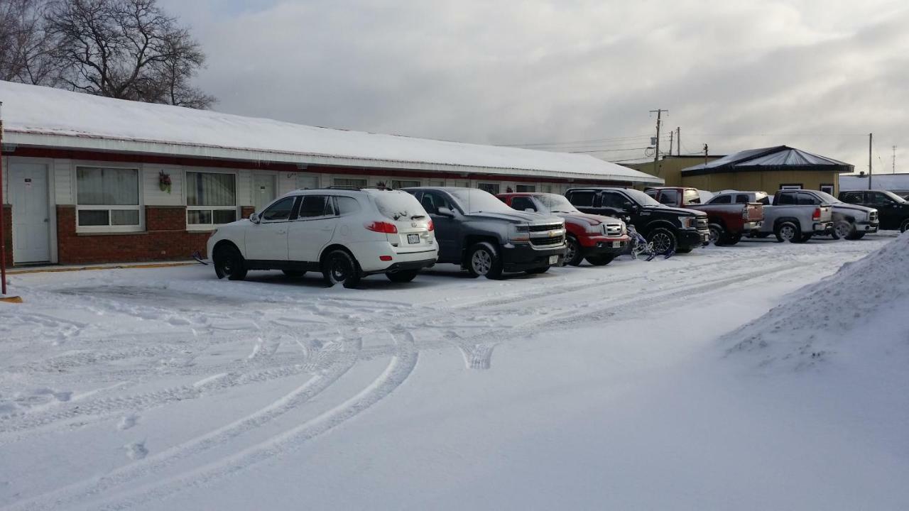 River Mist Inn Sturgeon Falls Екстериор снимка