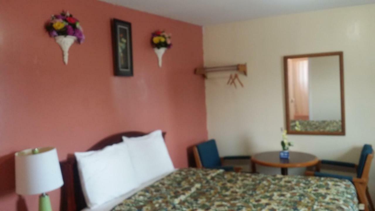 River Mist Inn Sturgeon Falls Екстериор снимка