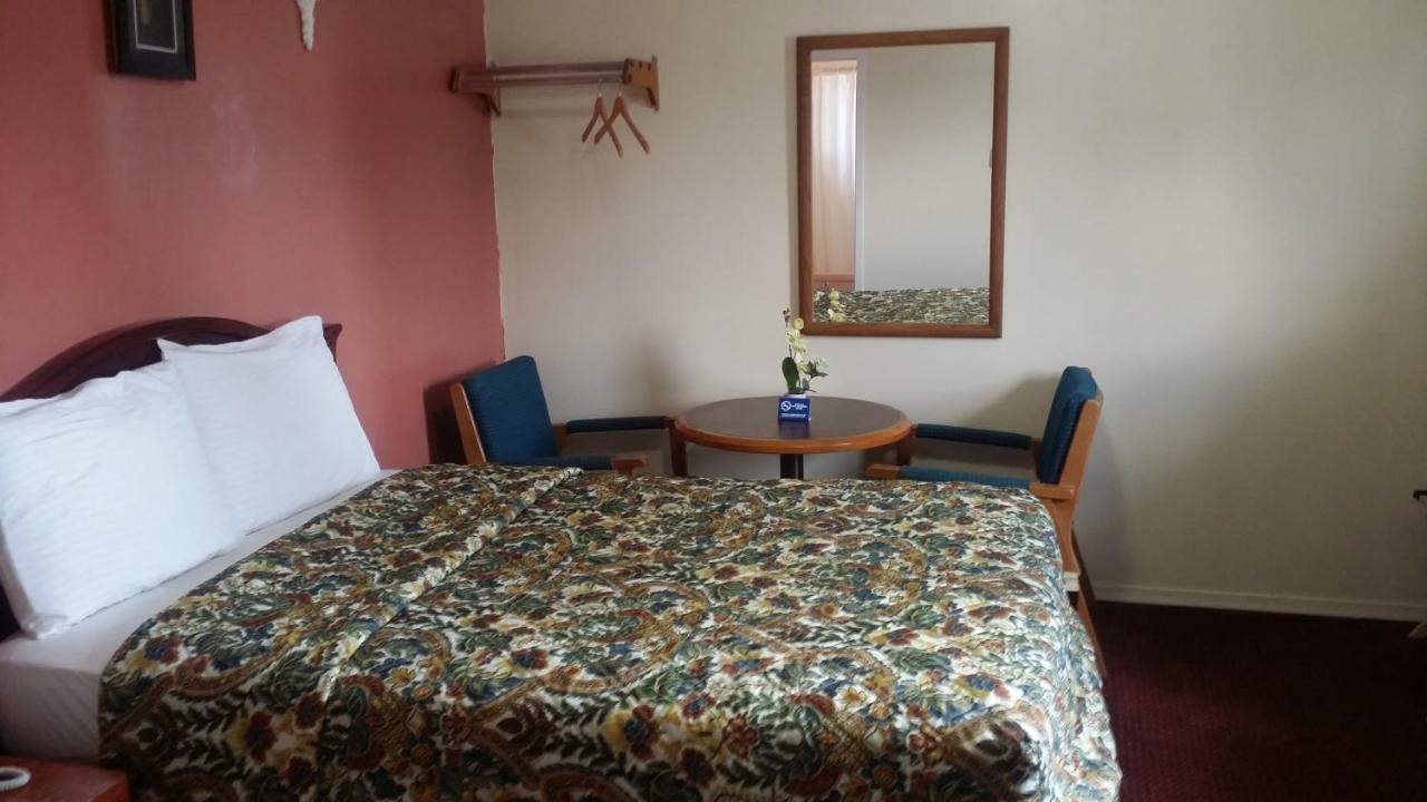 River Mist Inn Sturgeon Falls Екстериор снимка