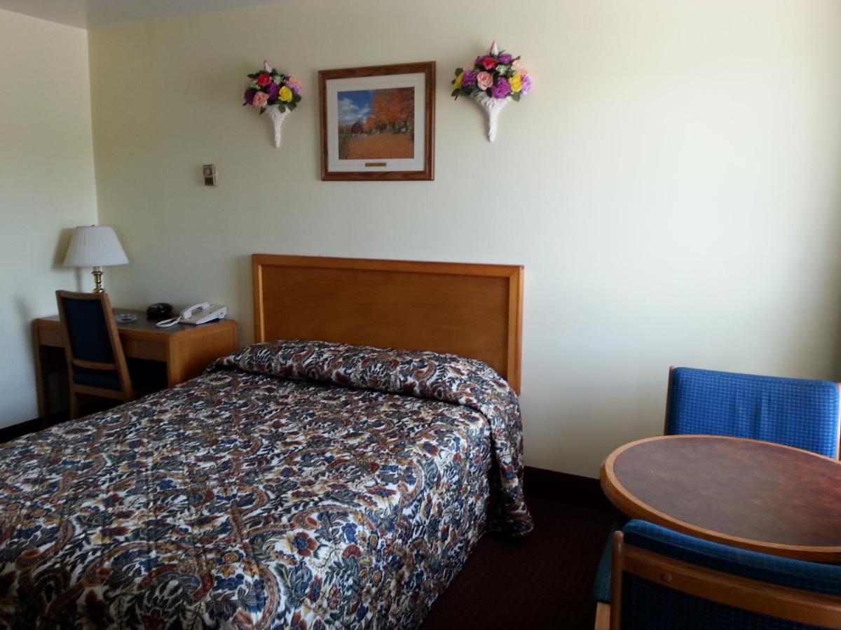 River Mist Inn Sturgeon Falls Екстериор снимка
